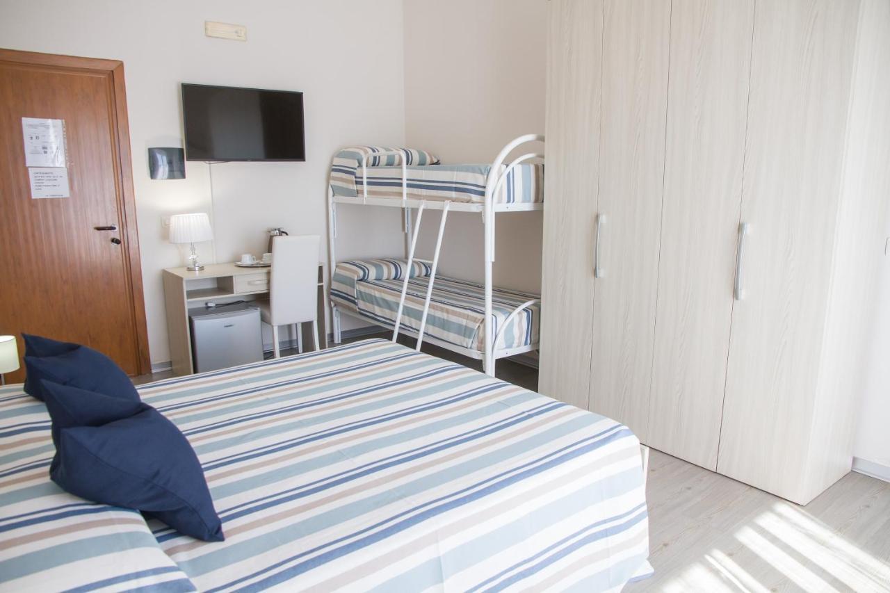 Cirò Marina Bluriva Hotel מראה חיצוני תמונה